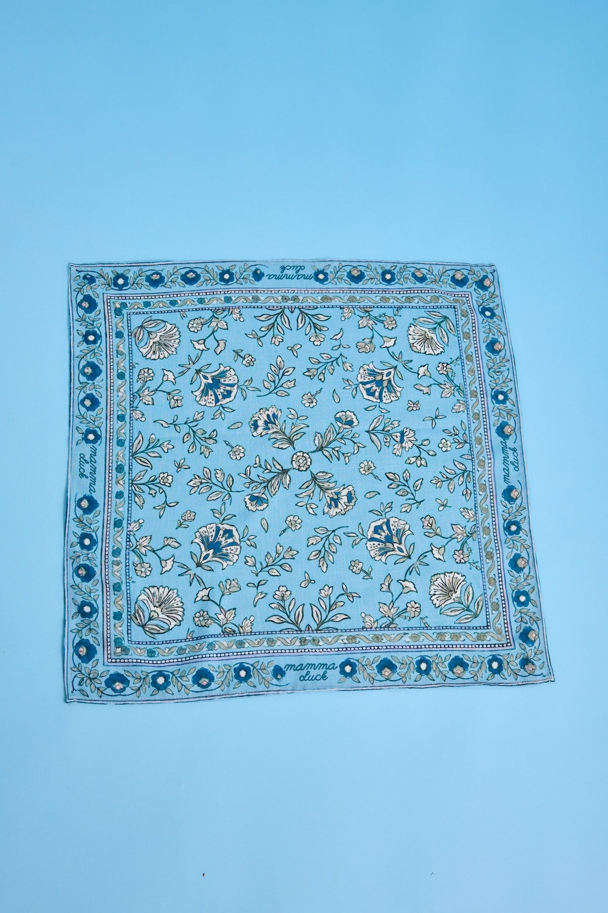 Bandana botánica celeste
